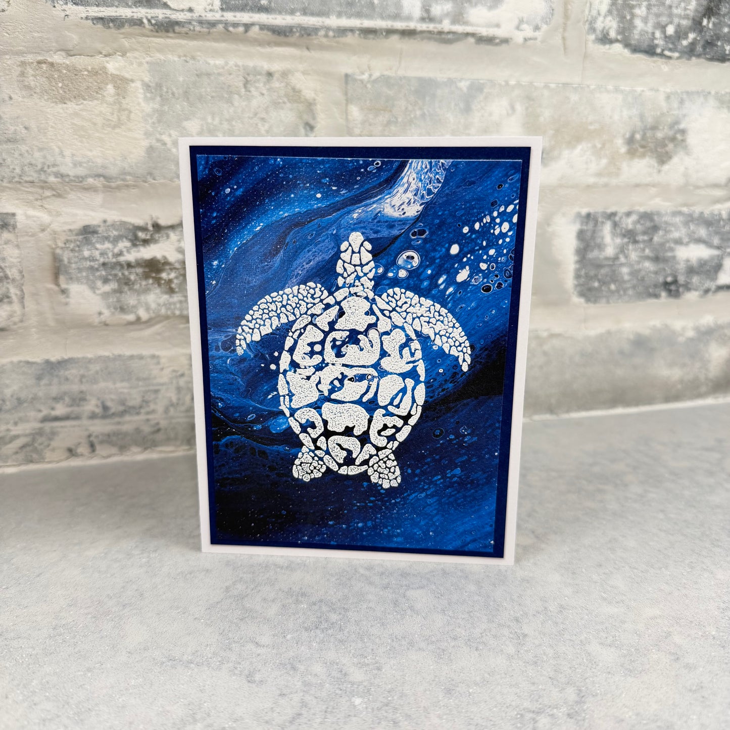 Honu - White/Navy